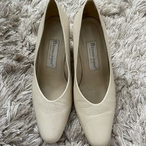 Etienne Aigner vintage shoes